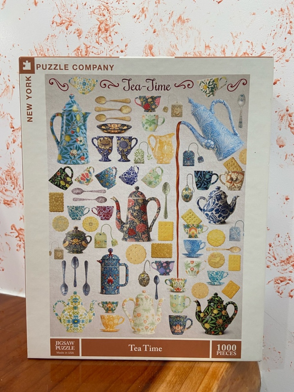 New York Puzzle Company - Tea Time - 1000 Piece Puzzle